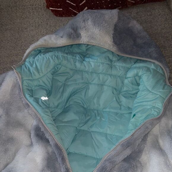 Eddie Bauer Kids ☁️ SOFT Fleece Jacket - reversible Gray and White - Picture 4 of 12